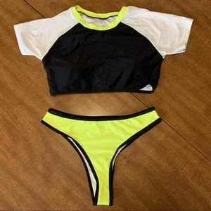 ANASABI Short Sleeve Bikini